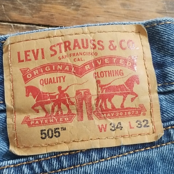 Levi's 505 Jeans - Picture 6 of 11